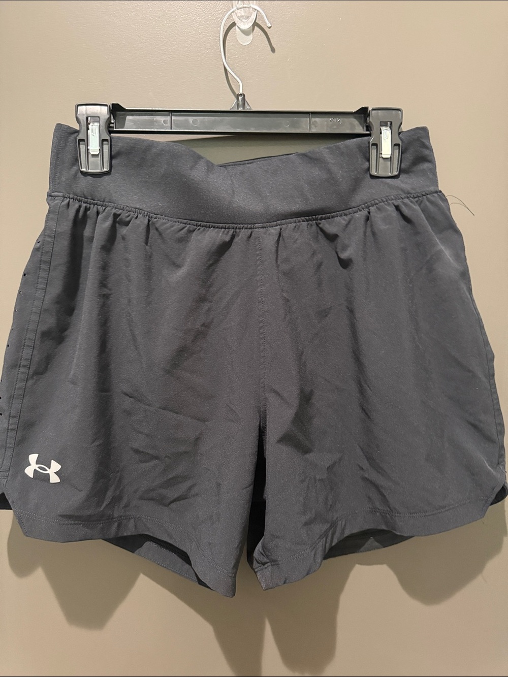 Under Armour Black Lined Running Athletic Shorts